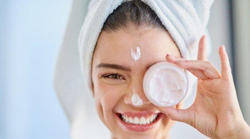 Moisturizer Dapat Meningkatkan Kesehatan Kulit