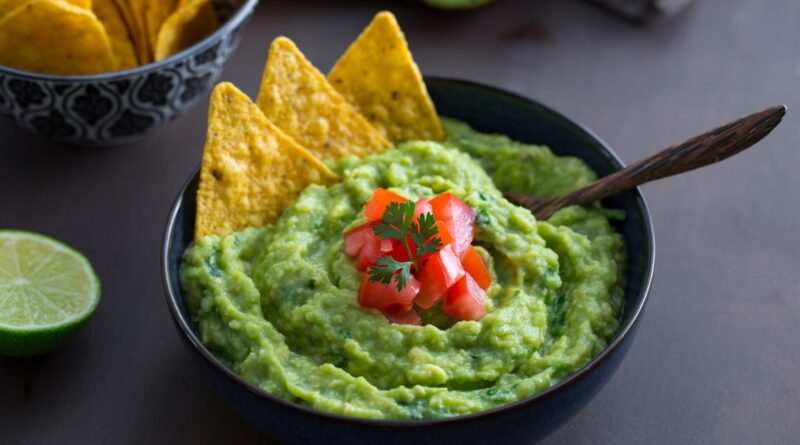 Bahan Utama Saus Guacamole Asal Meksiko