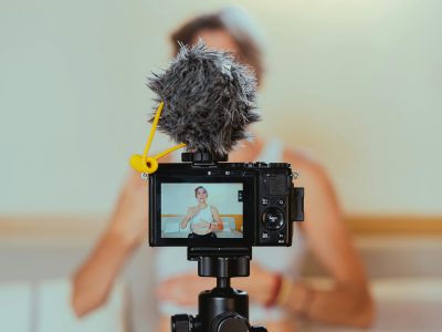 Pengaruh Media Sosial: Tren Influencer Dan Marketing