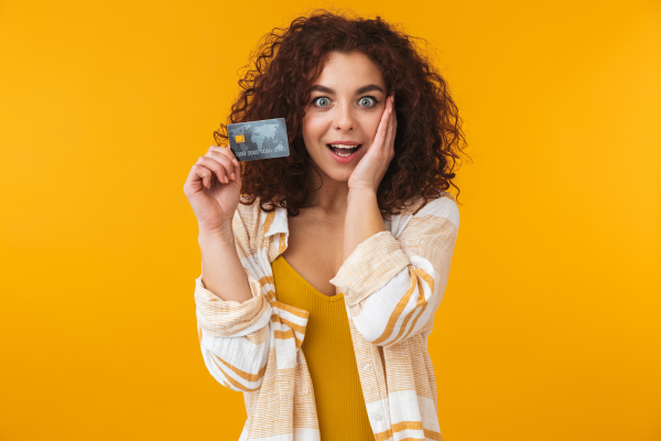 Agar Tak Kecewa: Inilah Cara Bijak Memilih Kartu Kredit