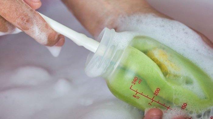 Aman & Higienis: Pembersih Botol Bayi Pilihan Orang Tua