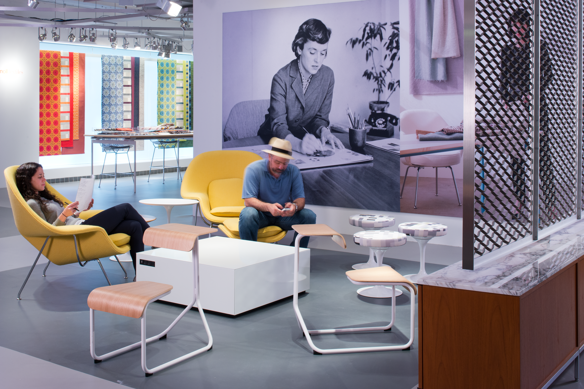 Dampak Warna Terhadap Produktivitas Dan Suasana Hati