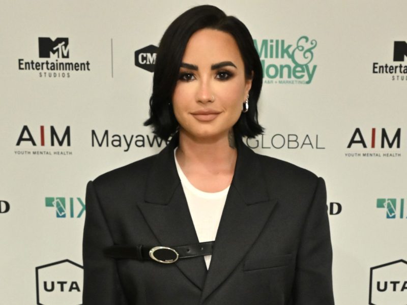 Musik Sebagai Terapi: Cerita Emosional Demi Lovato