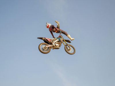 Aksi Ekstrem Motorcross: Antara Keberanian Dan Kecepatan