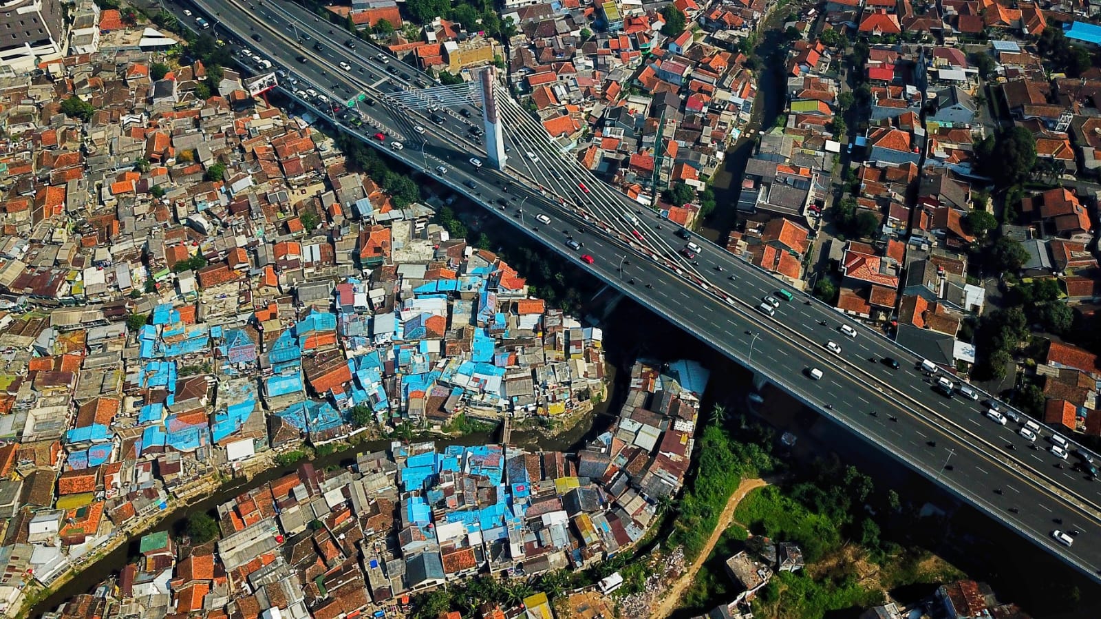 Pengukuran Dan Analisis Pertumbuhan Ekonomi Kota