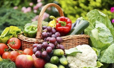 Menimbang Pilihan: Sisi Kesehatan Pangan Organik Dan Biasa