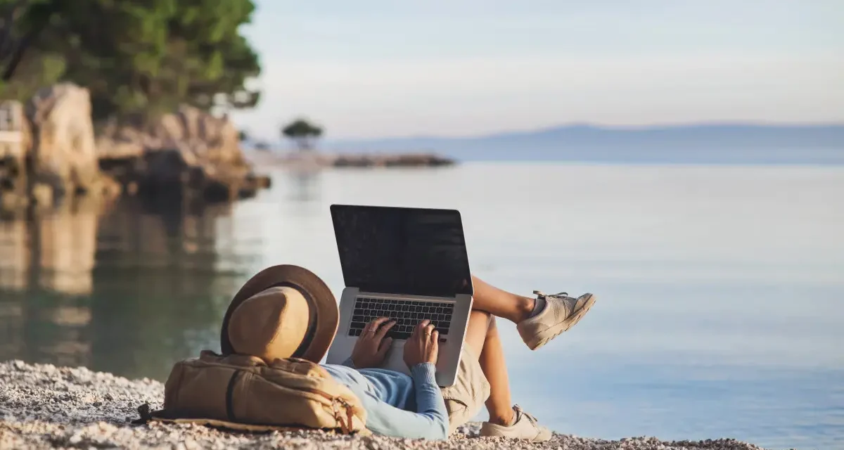 Destinasi Workation Terbaik: Bekerja Sambil Liburan
