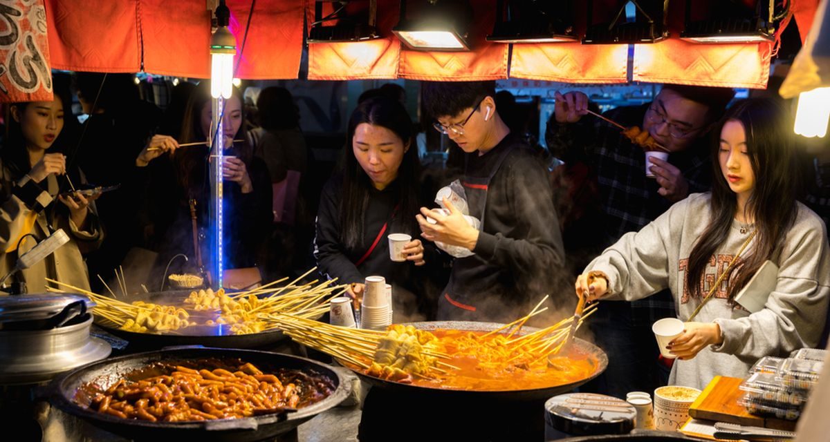 Eksplorasi Rasa Kuliner: Street Food Terpopuler
