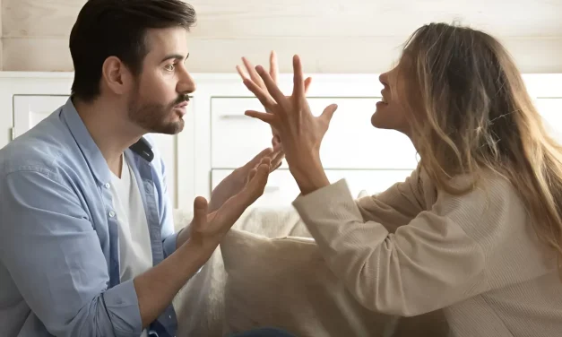 Tanda Toxic Relationship Yang Sering Di Abaikan