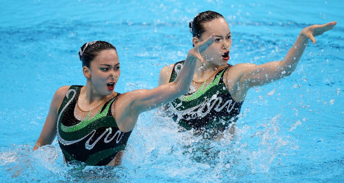 Huang Xuechen Perenang Artististik Harumkan Nama Tiongkok