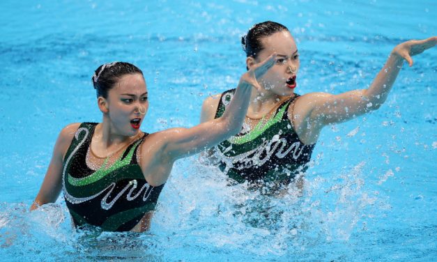 Huang Xuechen Perenang Artististik Harumkan Nama Tiongkok