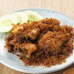 Ayam Goreng Bumbu Lengkuas Simbol Kuluiner Daerah Nusantara