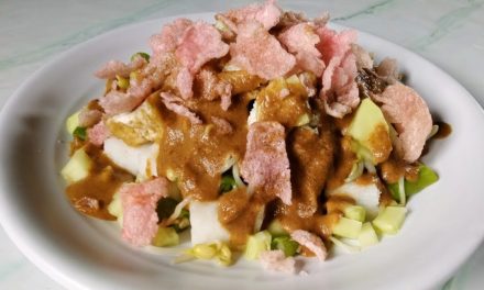 Cita Rasa Lontong Pecal, Warisan Kuliner Tradisional Indonesia