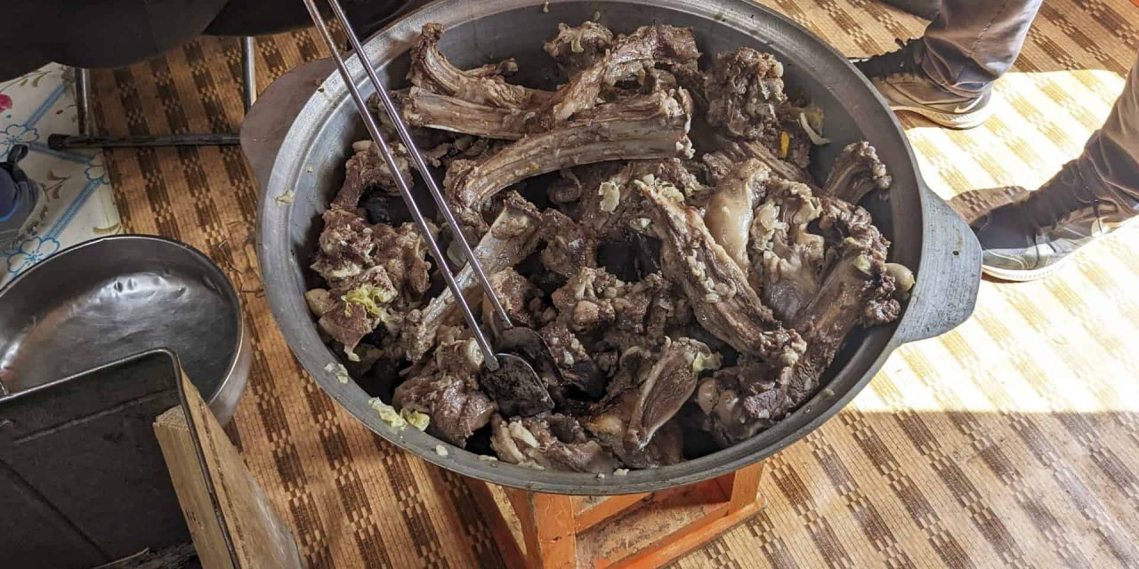 Khorkhog Hidangan Khas Dari Monggolia