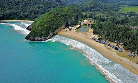 Pantai Lampuuk, SurgaTersembunyi Di Ujung Barat Indonesia