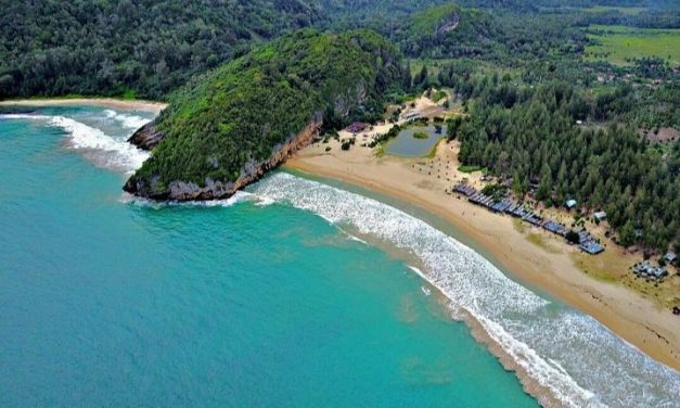 Pantai Lampuuk, SurgaTersembunyi Di Ujung Barat Indonesia