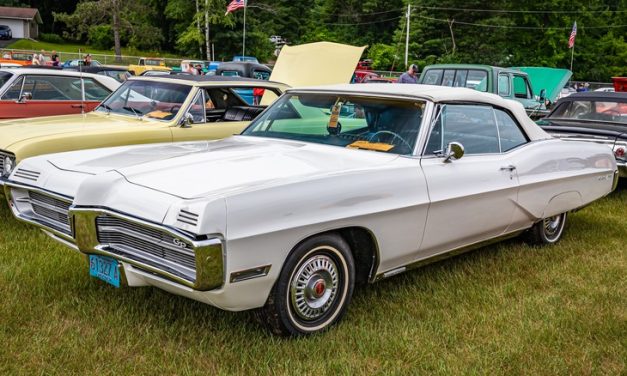 Inovasi Pontiac Grand Prix, Mobil Sport Sedan Hampir Terlupakan