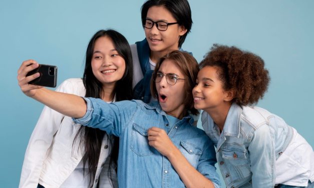 Mendorong Popularitas Influencer Dan Selebgram Di Media Sosial
