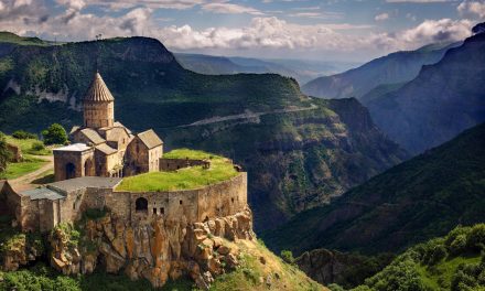 Keunikan Dari Armenia Negara Kecil Yang Menakjubkan