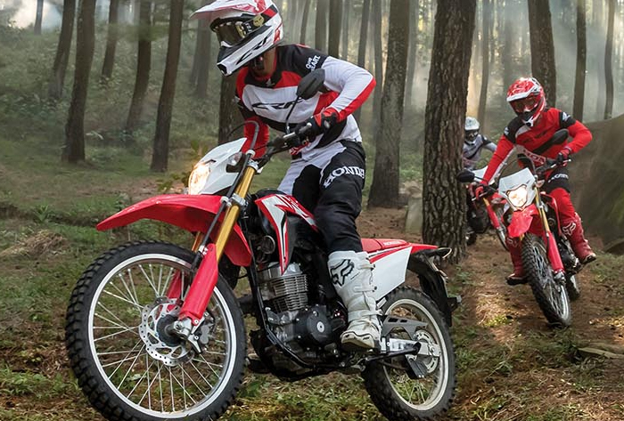 Honda CRF150L Motor Trail Dengan Beberapa Fitur Unggulan