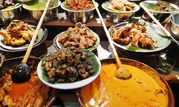 Nasi Kapau Lezat dan Menjadi Pemuas Lambung
