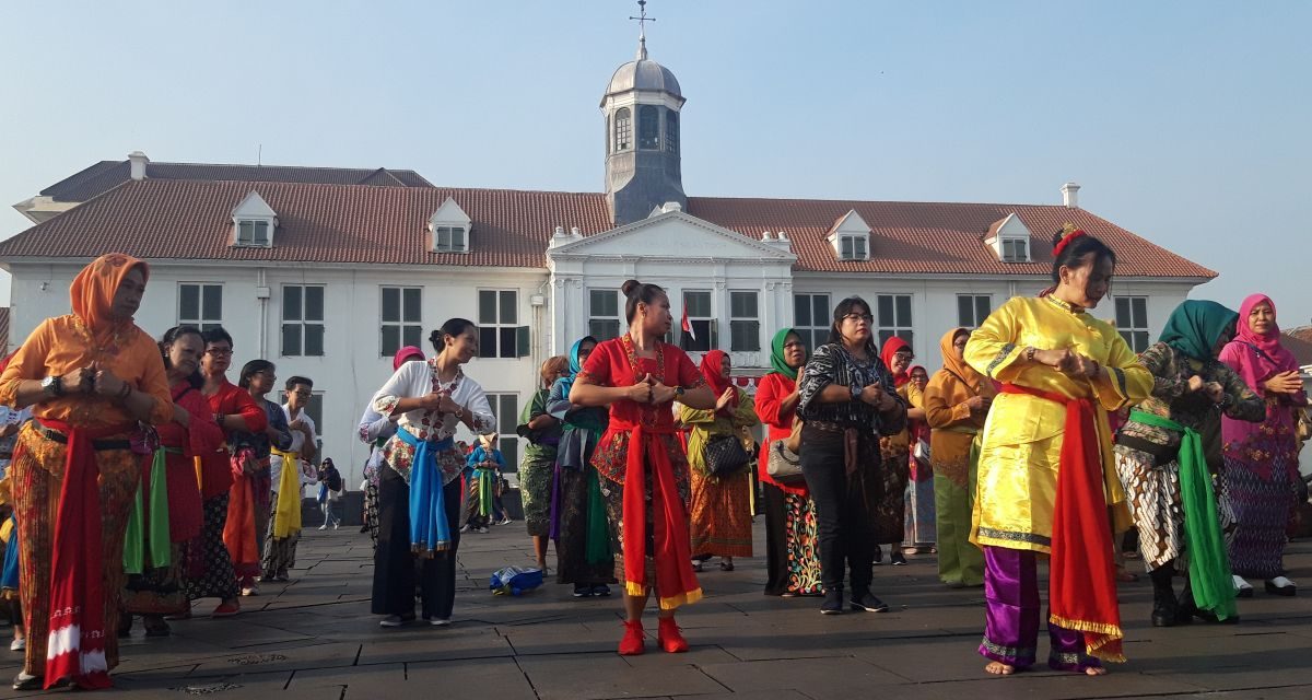 Tarian Cokek Sejarah Budaya Betawi Punya Makna Mendalam