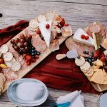 Fakta Charcuterie Board, Kudapan Estetik Dan Populer!